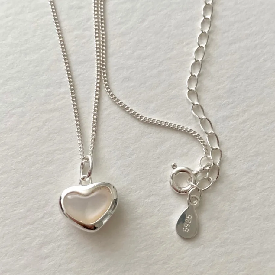 

VIANRLA silver heart pendent necklace 925 sterling silver white shell heart necklace