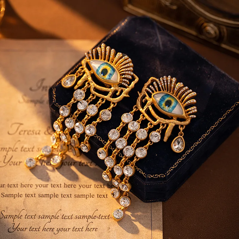 

New Luxury Rhinestone Eye Statement Drop Earings 2023 for Women Punk Vintage Tassel Dangle Earrings Jewelry Gift for Girls