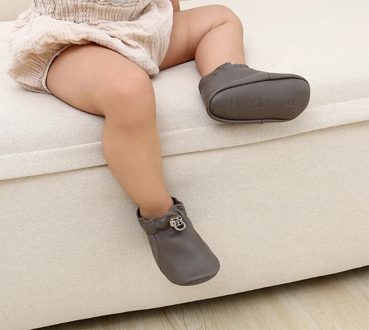 
Adjustable Design Soft Breathable Spring Autumn 0-1 Year Old Boys and Girls Baby Leather Casual Shoes Middle High Boots 