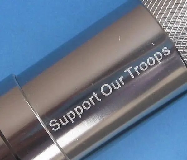 带xy移动打标平台的光纤激光打标机/带xy工作台的光纤激光打标机