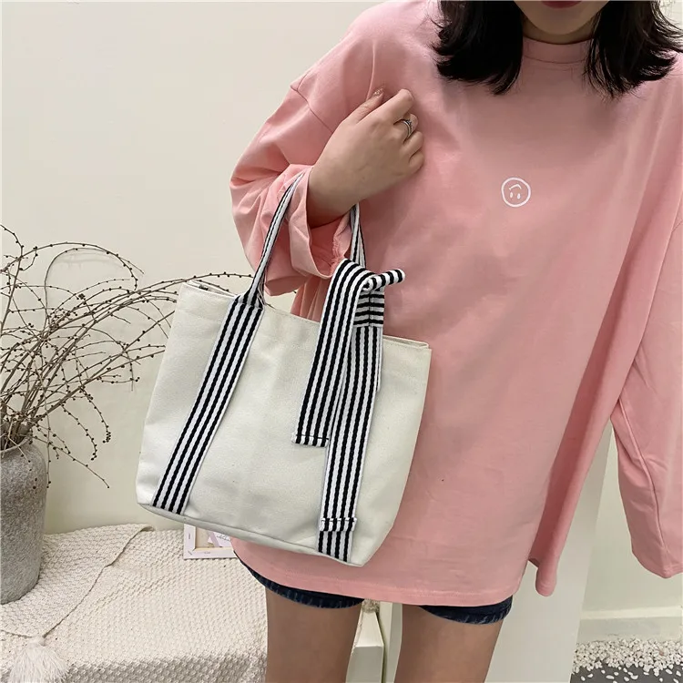 

Twinkle Factory Fashion For Ladies Large Capacity Handbags Canvas Bag
