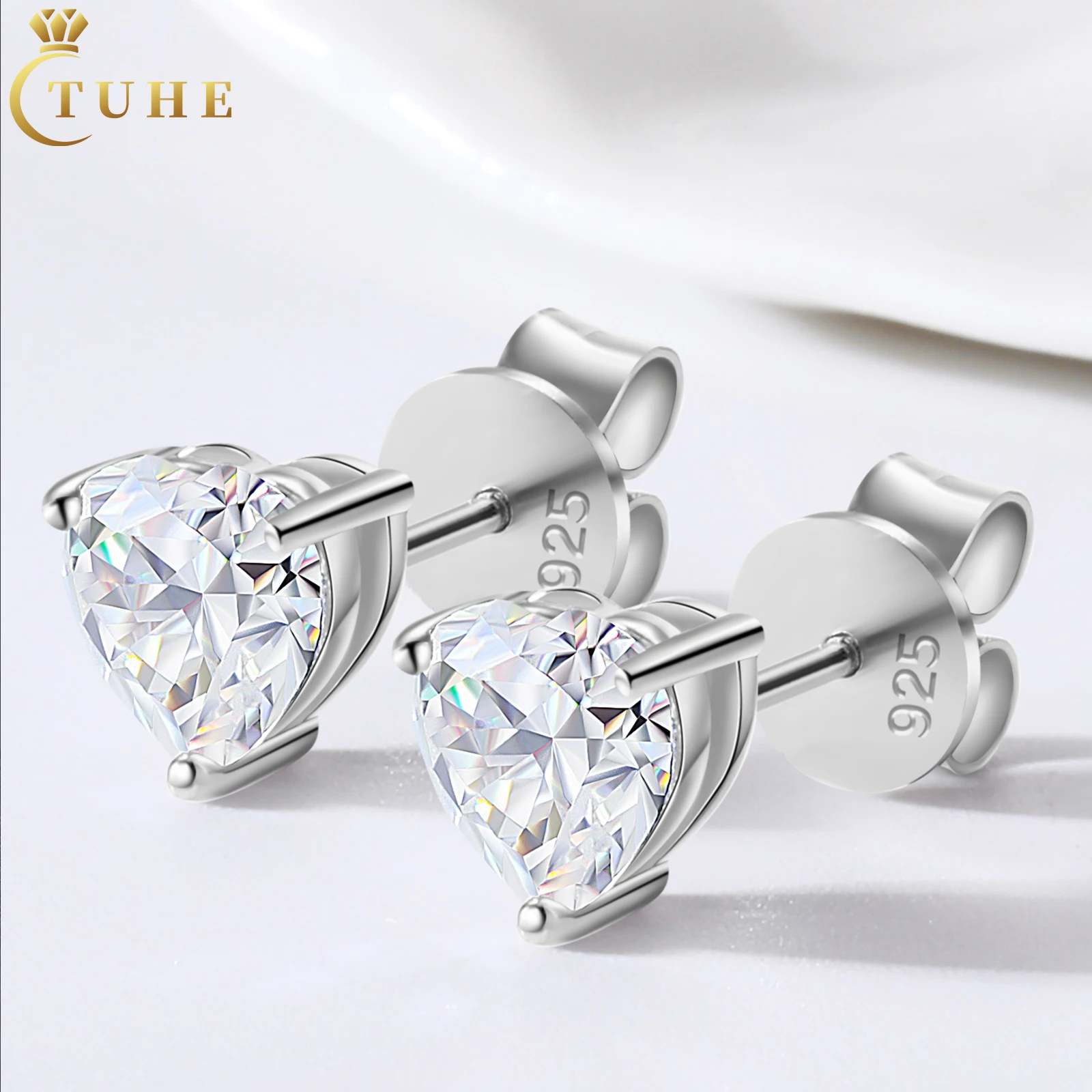 

Bridal Wedding Jewelry 18K White Gold Plated 925 Sterling Silver Heart Cut VVS Moissanite Diamond Solitaire Stud Earrings Women