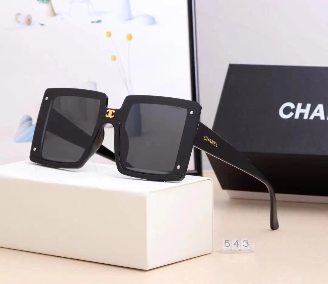 

Shades Stylish Assorted Designer Famous Brands Luxury Sunglasses New Fashion Sunglasses Newest 2021, 5colors