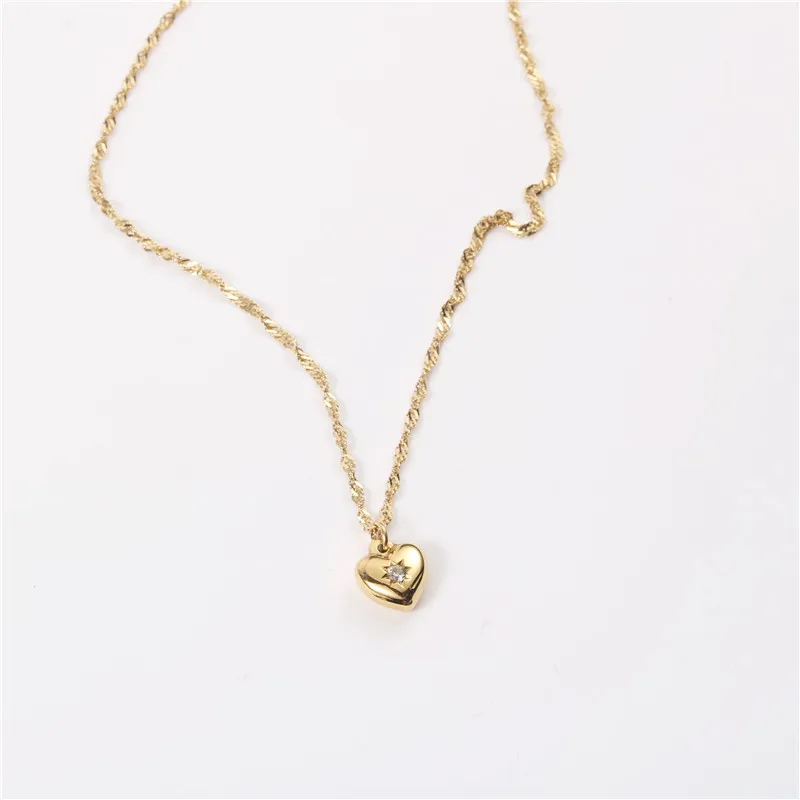 

Wholesale Trendy Stainless Steel Zircon Jewelry 18K Gold Plated Heart Pendant Necklace
