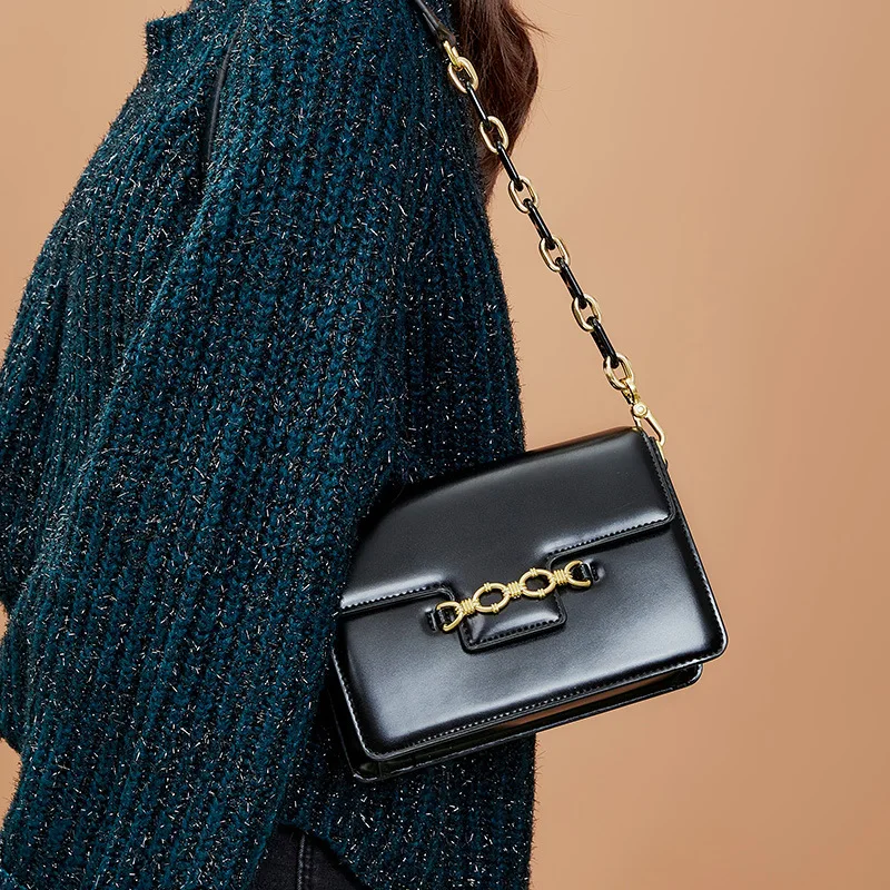 

Cow Leather 2021 New Arrival Chain Square Small Underarm Popular Bag Fashion Women Hand Bag