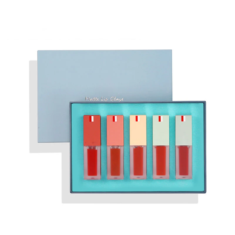 

OEM/ODM Free Sample Custom Private label lip gloss in 3D animal shaped lip gloss silicone container