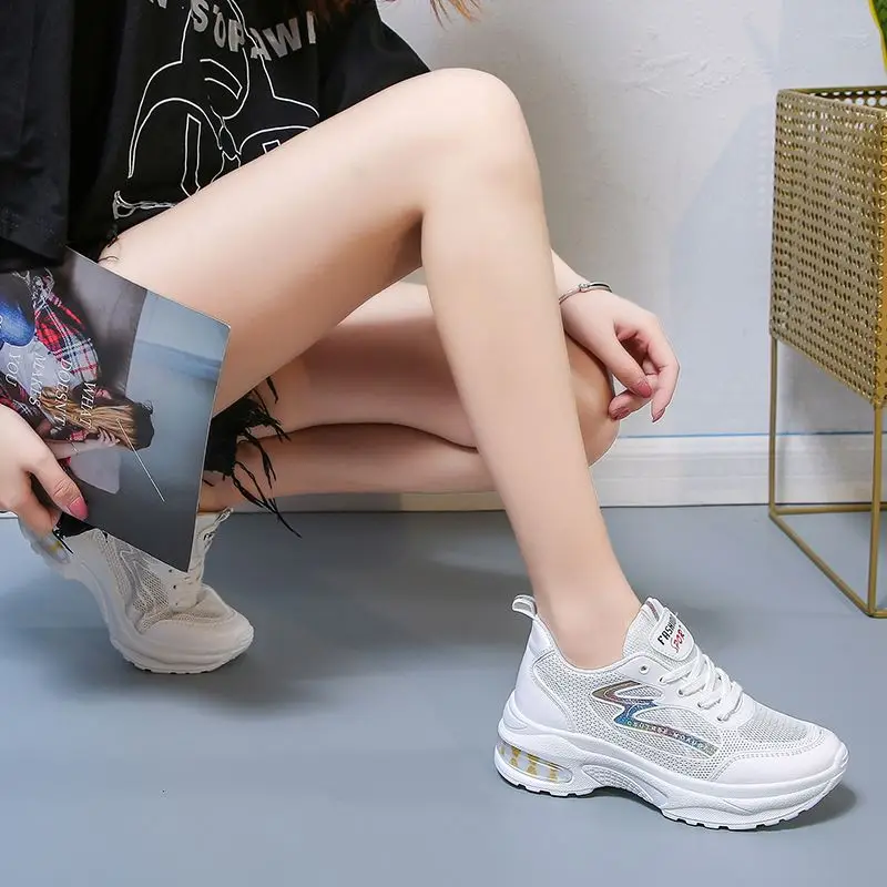 

Hot Sale Breathable Upper Lightweight Women Casual Sports Shoes Ladies Sneakers, Optional