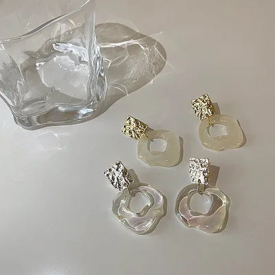 

High Quality Transparent Geometric Resin Earrings Square Tin Foil Circle Round Acrylic Drop Earrings For Women