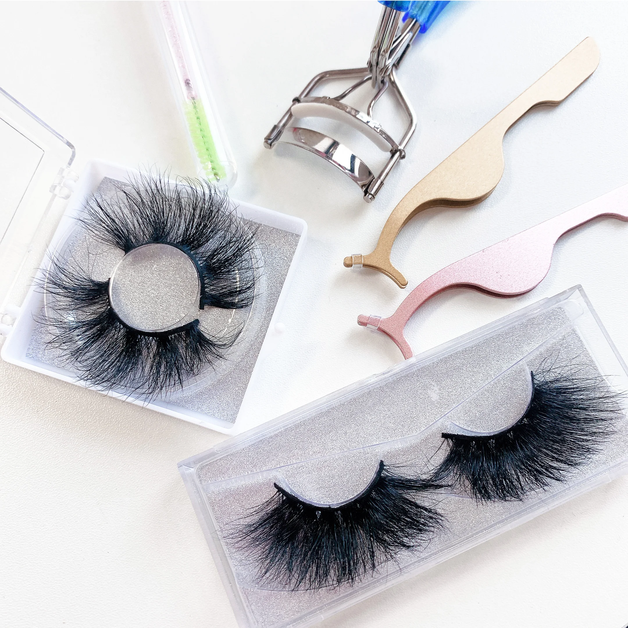 

Private Label faux mink eyelashes wholsale lash cases 15mm 18mm faux mink eyelashes vendor faux mink lashes, Black color