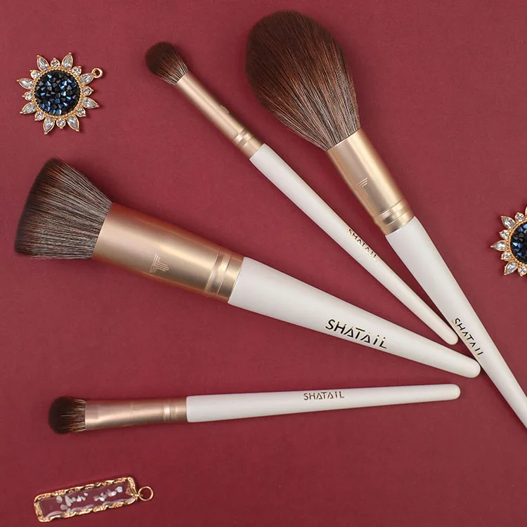 

Factory outlet hot sale plastic handle high quality brush makeup cosmetic, Customized color