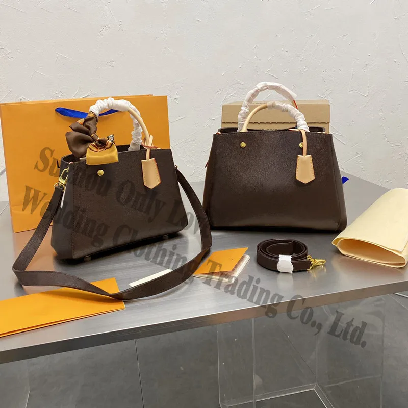 

Beautiful Leather Square Lady Shoulder bag women Handbags tote bags
