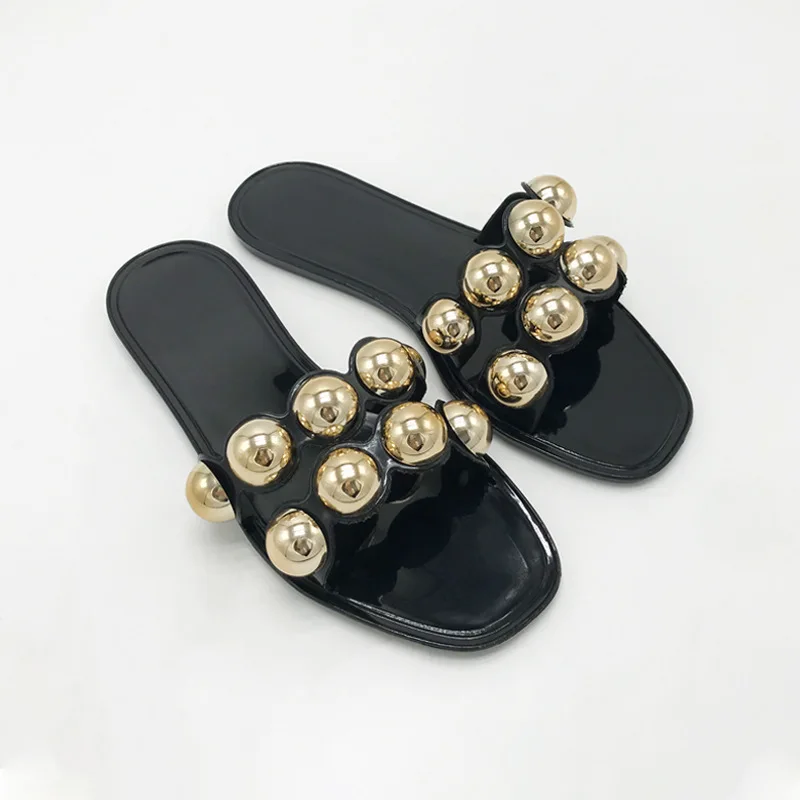 

New hot-selling summer women's slippers fashion crystal jelly metal ball flat slippers outdoor beach sandals women, Picture