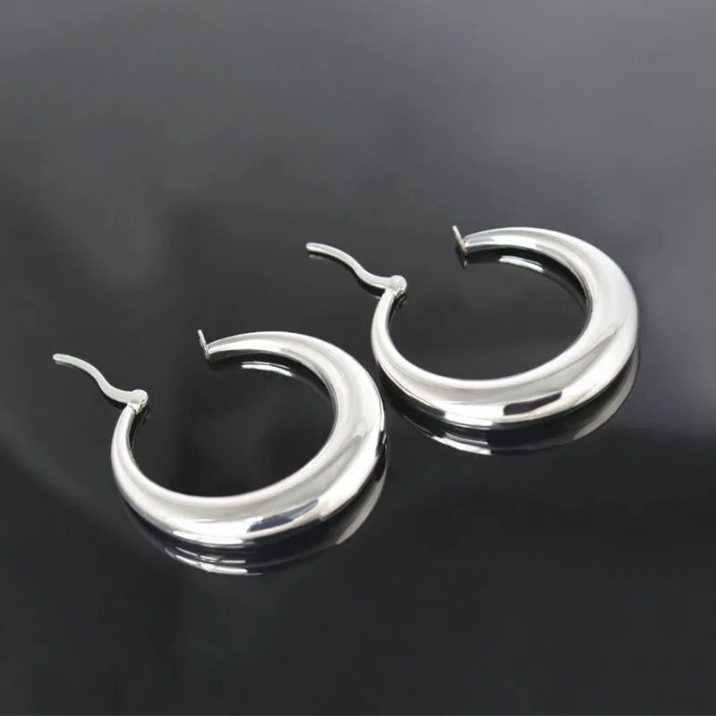 Big Round Hollow Earrings Trendy Silver Fashion Jewelry Wholesale Large Stainless Steel Hoop Earrings Women EHE001