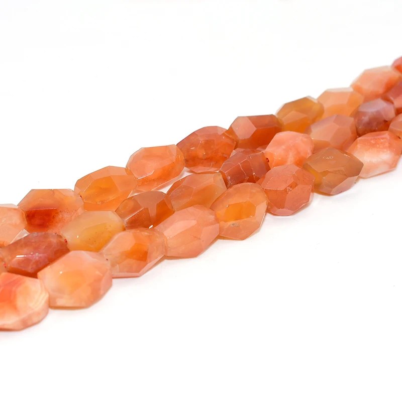

NAPOLN Trade Insurance  Pyramid Shaped Faceted Red Aventurine Gemstone Beads, Red color