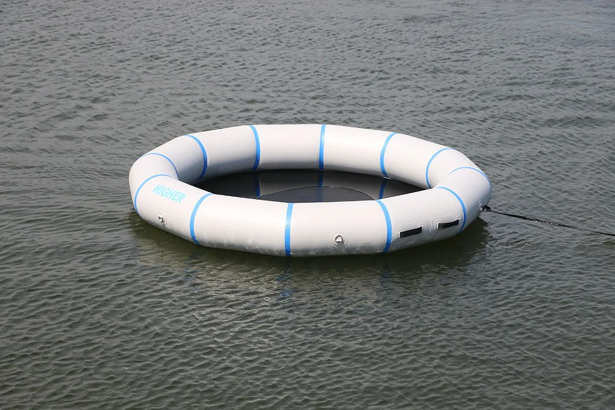 Donut-style water trampoline ring with high-tension center mat