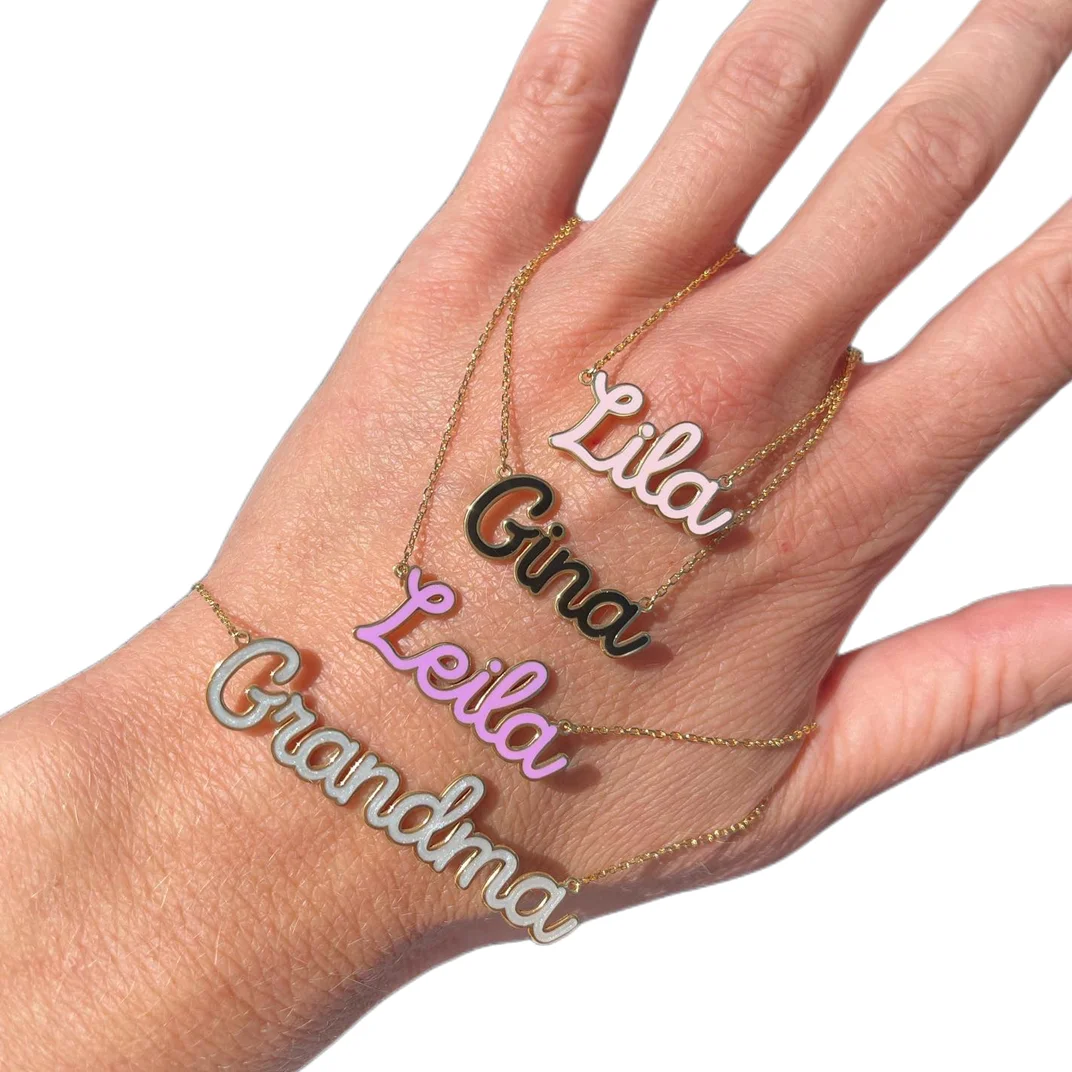 QIUHAN ODM Personalized Colorful Kids Name Necklace Script Enamel Nameplate Necklace