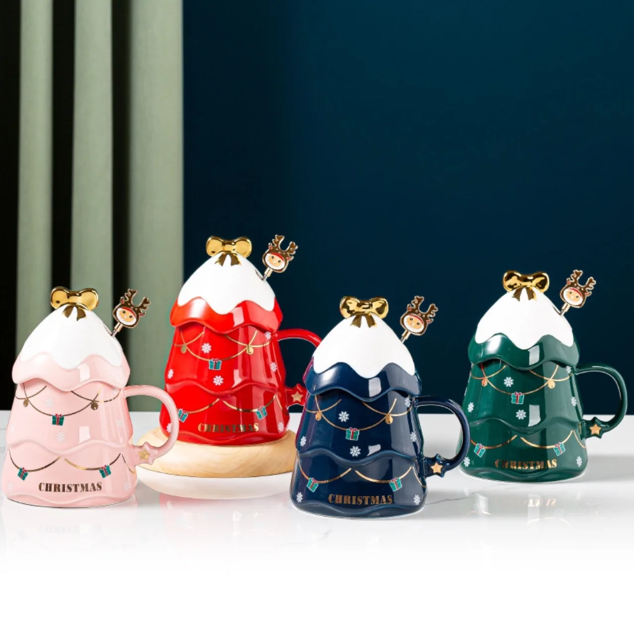 

2021 New Cartoon Bulk Ceramic Household 3d Luxury Mug Coffee Cup Christmas Tree Shaped Mugs Star Set with Lid, Red, pink, green, blue