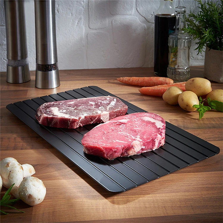 

2 In 1 Easy Mister Large Protector Miracle Quick Frozen Thermal Snow Rapid Thaw Cut Food Plat Fast Meat Board Plate Defrost Tray, Black