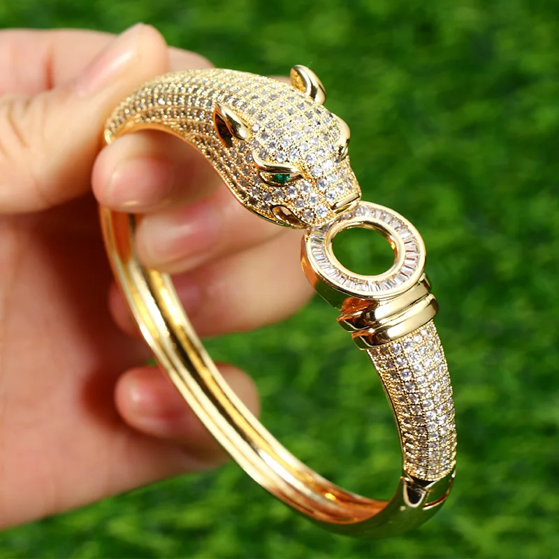 

High Quality 24K Gold Plated Green Eyes Panther Head Bangle CZ Cubic Zircon Leopard Head Bangle For Lady