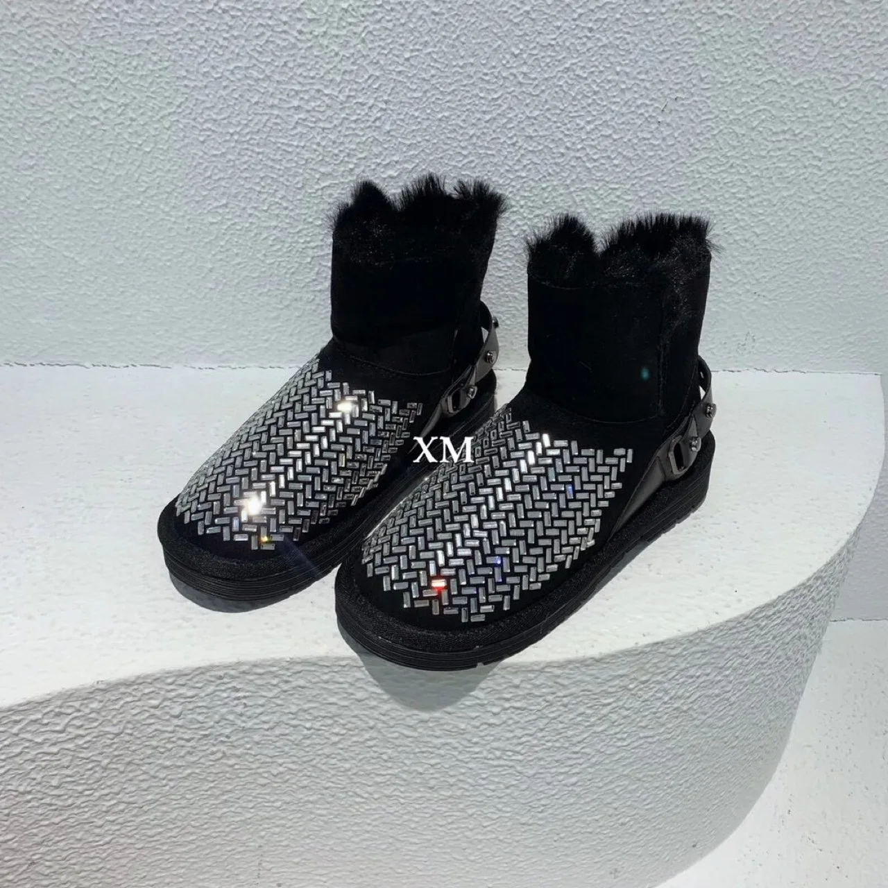 

New arrivals Rhinestone furry shoes winter warm waterproof plush fur female snow boots for ladies women boots, Black,beige