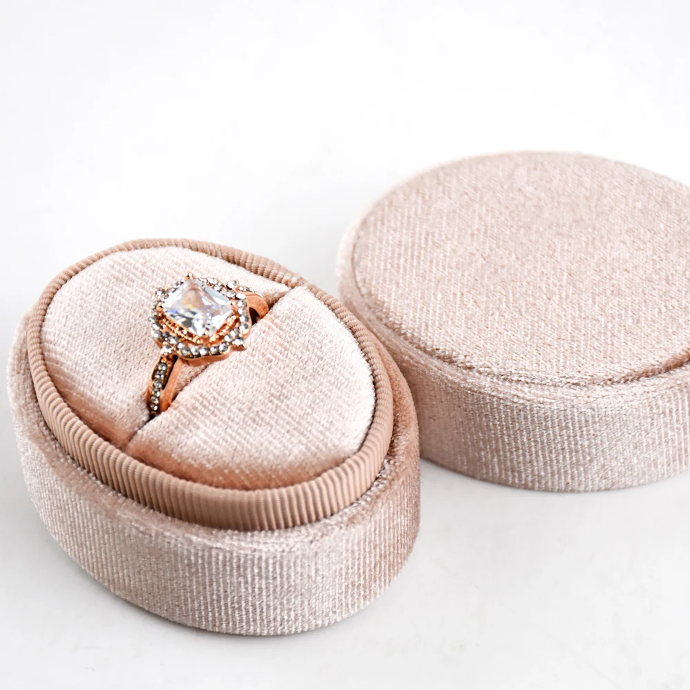 

Luxury Champagne Color Oval Velvet Ring Boxes Grey Jewelry Wedding Proposal Gift Box For Ring Packaging, Customized