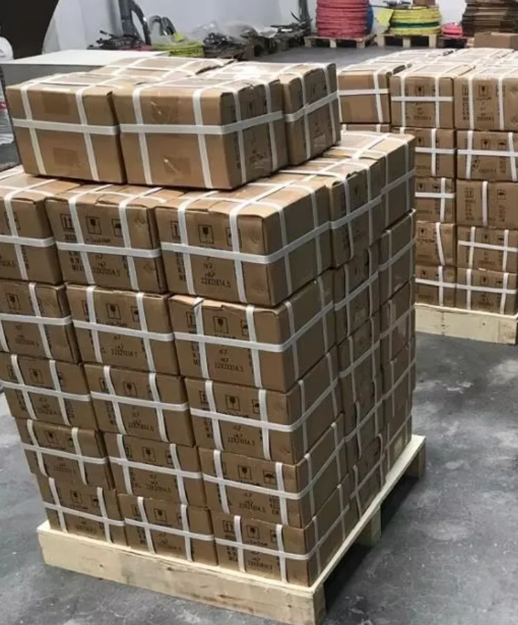 304 Stainless Steel Manual Packing Belt 12.7mm 16mm Perforated with Holes High Tensile for Cable Tray Installation