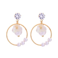 

de98026 New Clear Style Bijoux Joyas Hot Selling Wholesale Resin Flower Pearl Bead Hoop Earrings for Sale