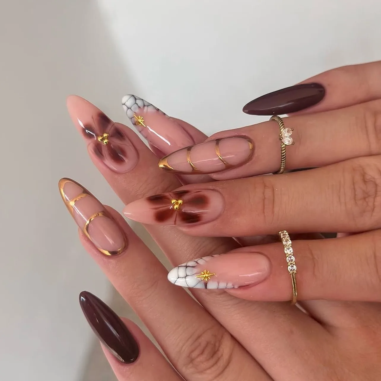 Wholesale 3776 Spring/Summer French Floral Medium Almond False Nails Press on Nails Artificial Fingernails Customize False Nail