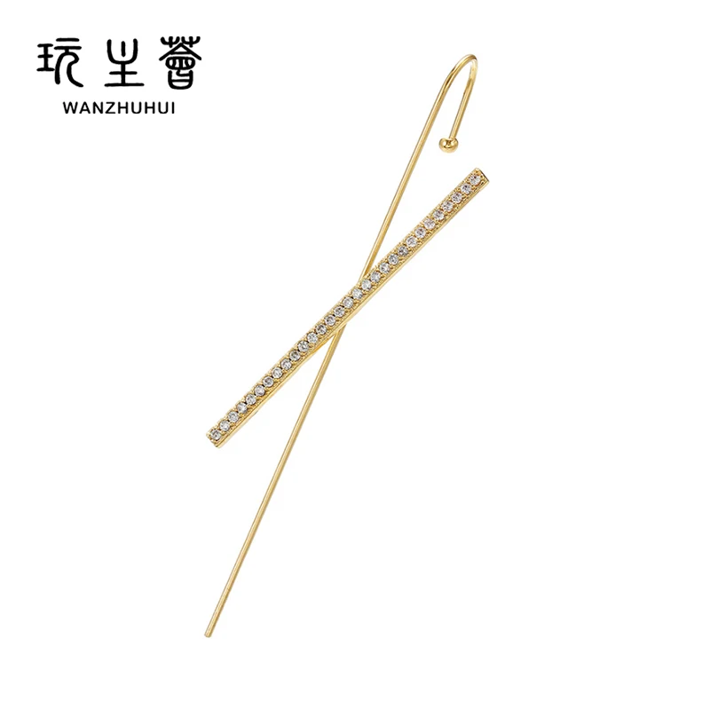 

High fashion personality puncture needle female geometric oblique line earring, Gold