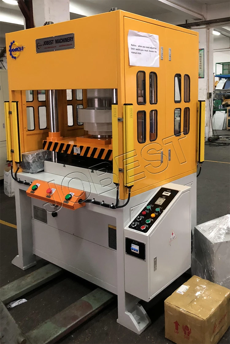 Four coluumn 02 .jpg