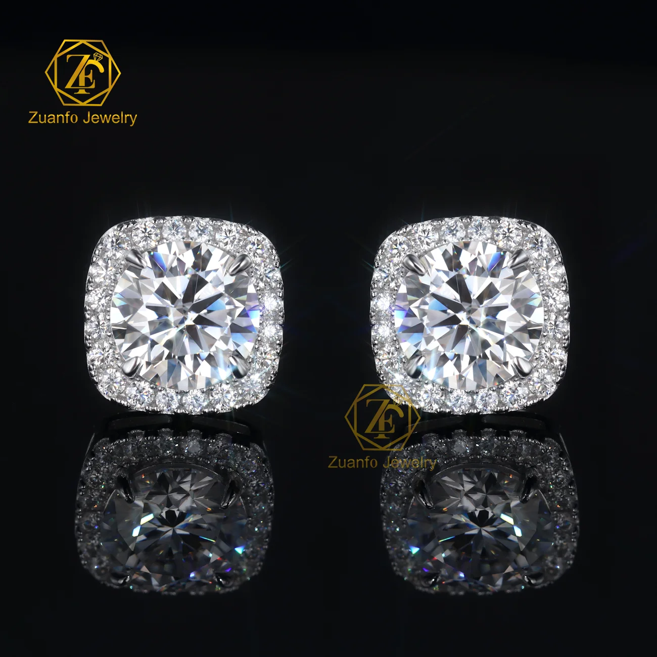 HipHop Style 925 Sterling Silver Halo Earring Stud 8mm 2CT Moissanite Gold Plated Cushion Shape for Gift or Party