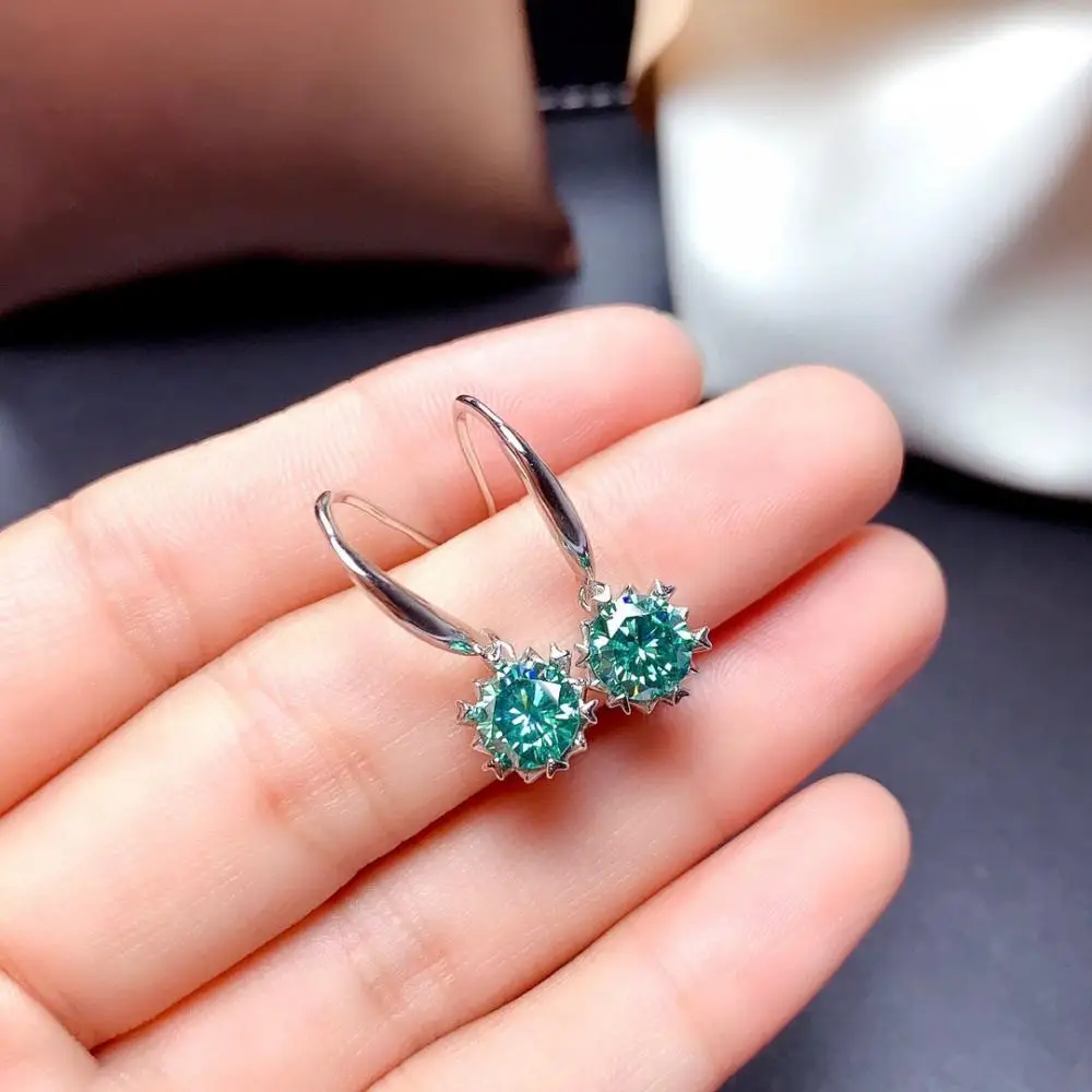 

New Maldives Blue and Green Moissan Diamond Stud Earrings 1 Carat Shiny Snowflake Pendant Earrings for Woman