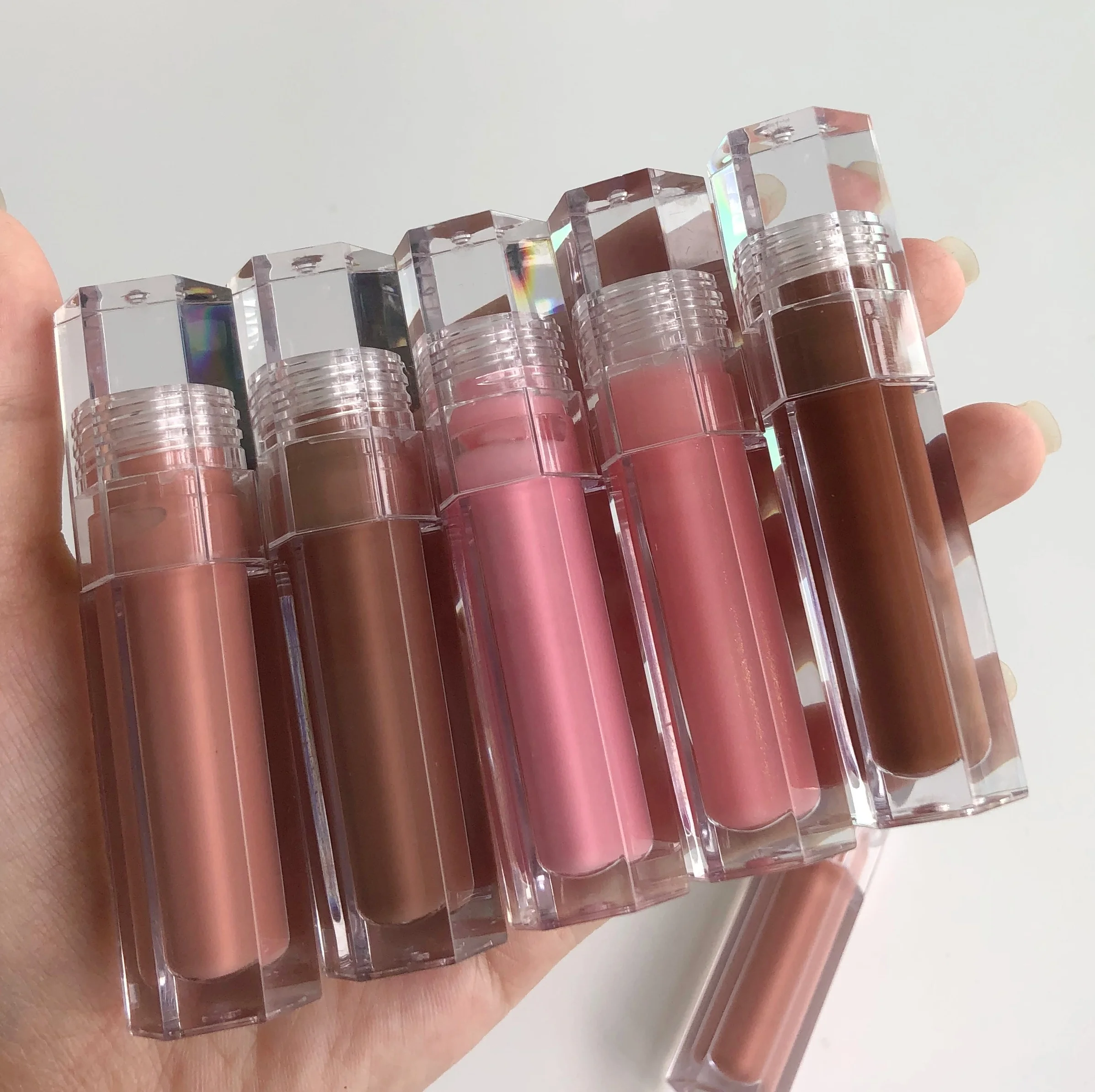 

OEM Lip Gloss Hexagonal Clear High Pigment Non-sticky Lip Gloss with Private Label