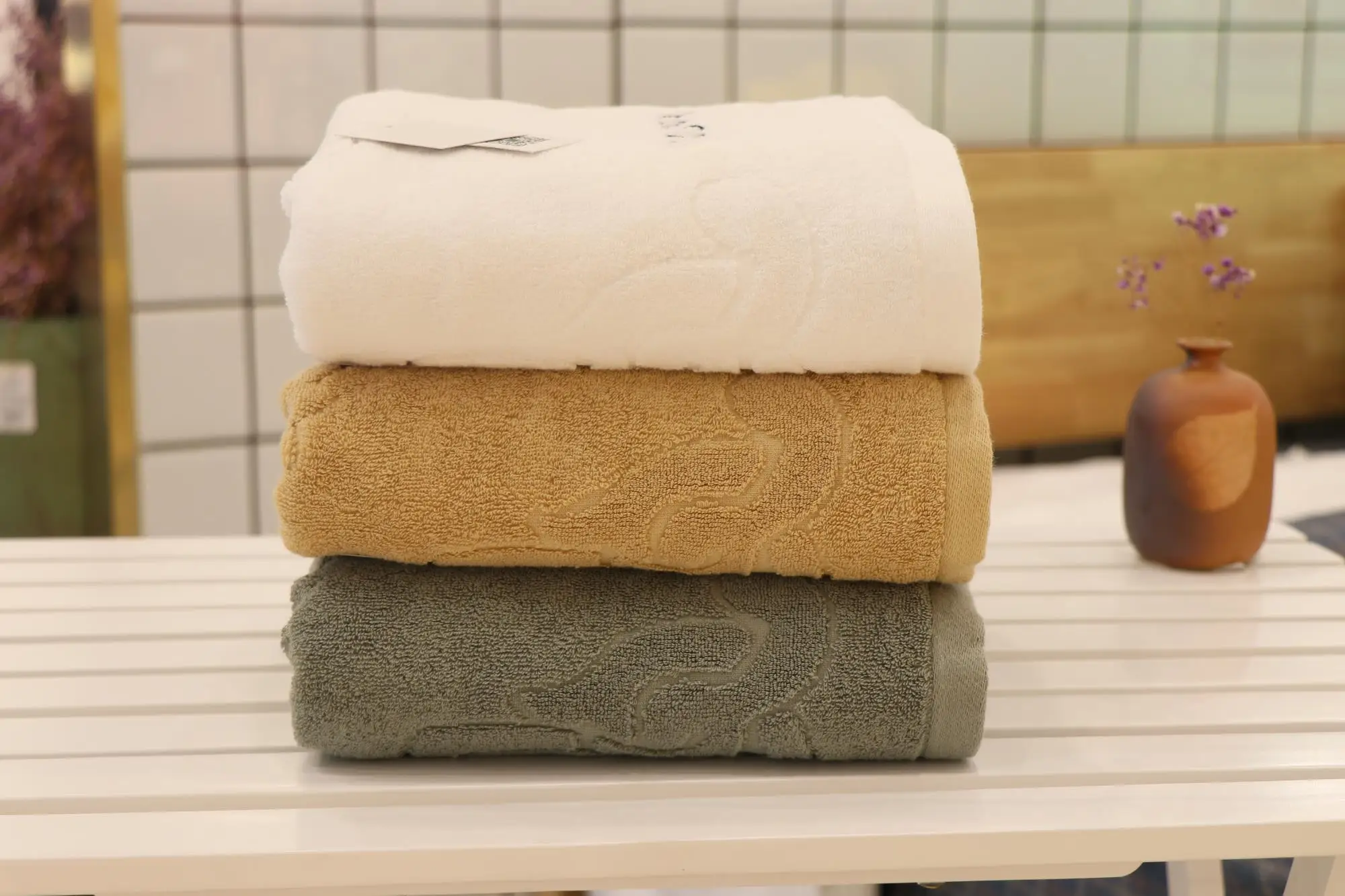 Nice Price Custom And Quick Dry Disposable Women Bath Towel 70 140 100