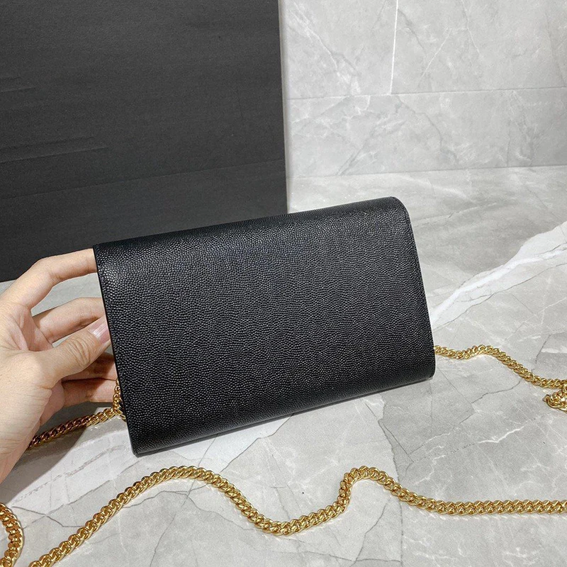 

2022 New luxury brand women shoulder bag metal chain mini messenger bag ladies handbag classic tote bag, White, red, black