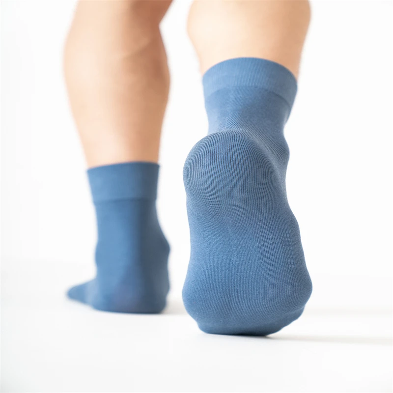 

ready to ship wholesale high quality fashion solid color cotton ankle socks men's socks, Picture shows