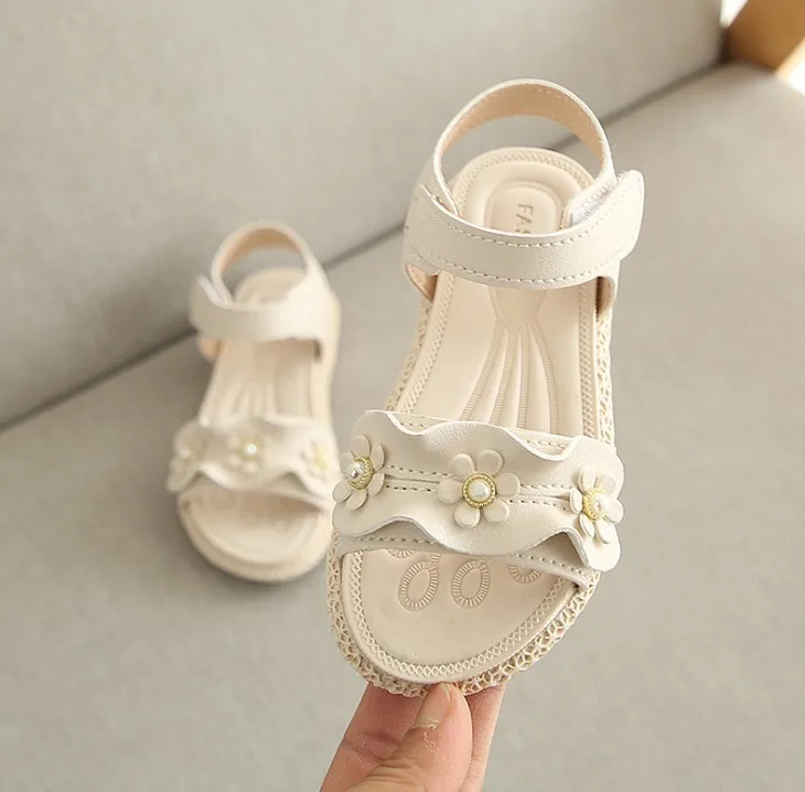 

New children's summer sandals girl's soft bottom anti slip flower princess sandals baby fashion sandals, Beige,pink