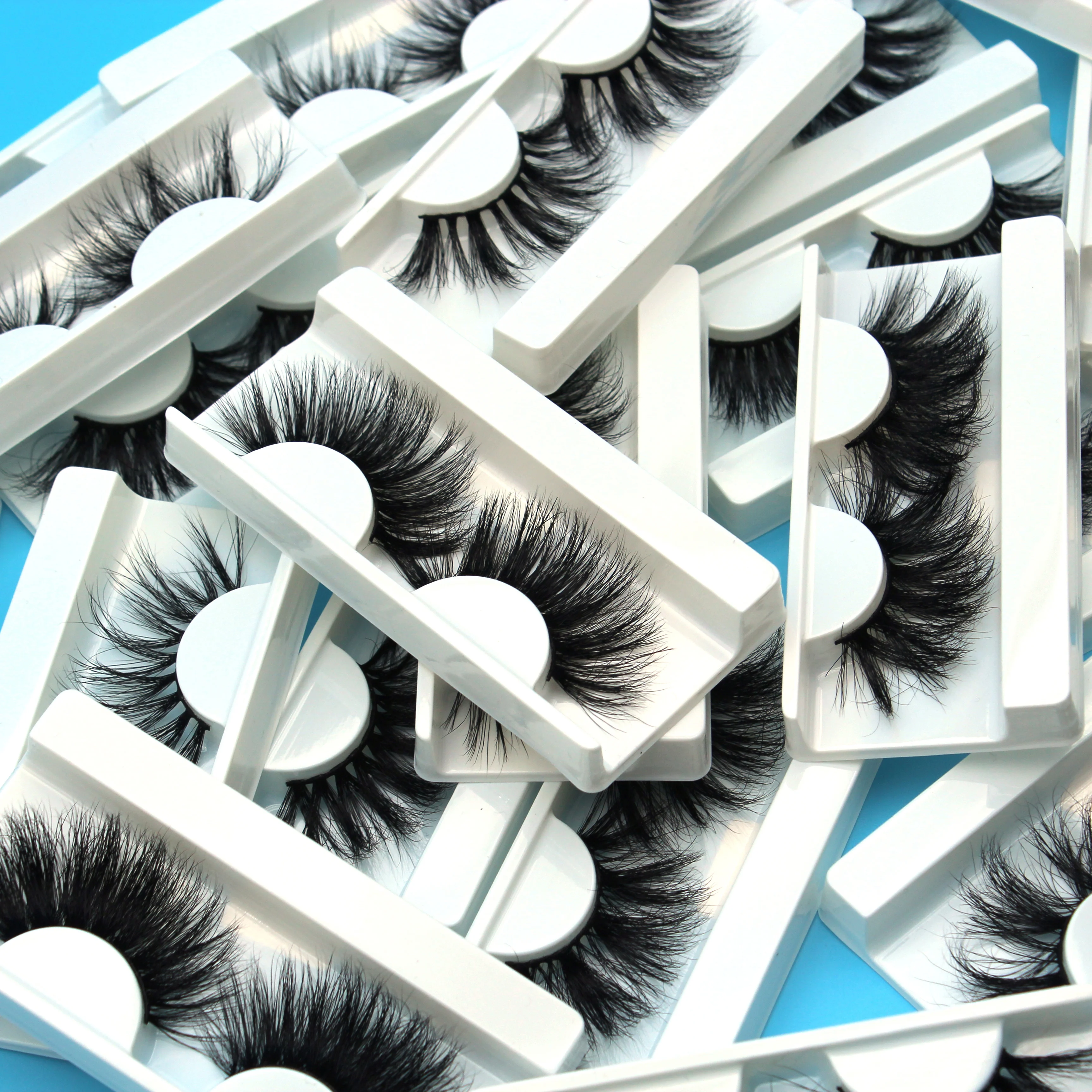 

Wholesale Eyelash Privat Label Vegan Natural Real 3D 100% Mink 25Mm Bulk Eyelash, Natural black