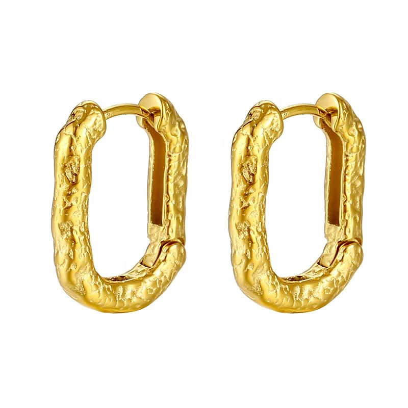 

Retro Style 18K Gold Plated Stainless Steel Hammer U Hoop Earrings 2023