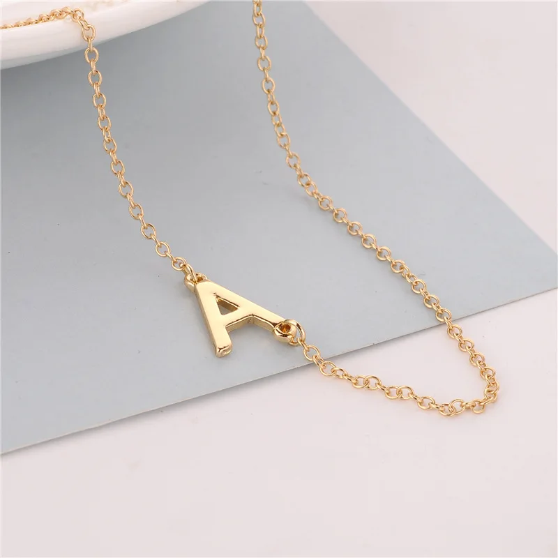 

2020 New Arrival Simple Adjustable Gold Plating Long Chain 26 Alphabet Capital Initial Letters Choker Pendant Necklaces For Girl