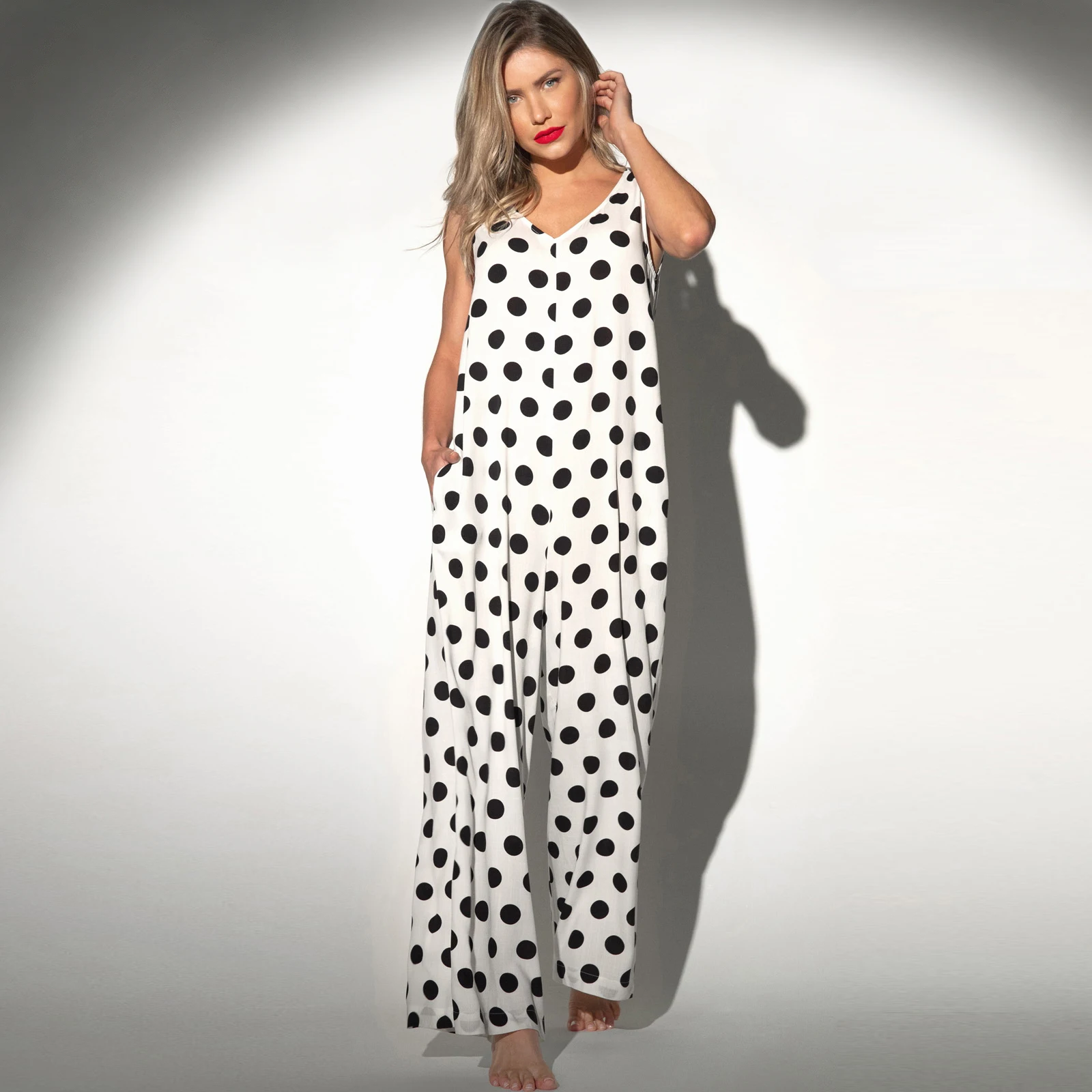 

2022 Trends Summer Womens One Piece Beach Jumpsuit With Pocket Casual Sleeveless Wide Leg Pant Latest Women'S Polka Dot Jumpsuit, White/black/khaki latest women's polka dot jumpsuit