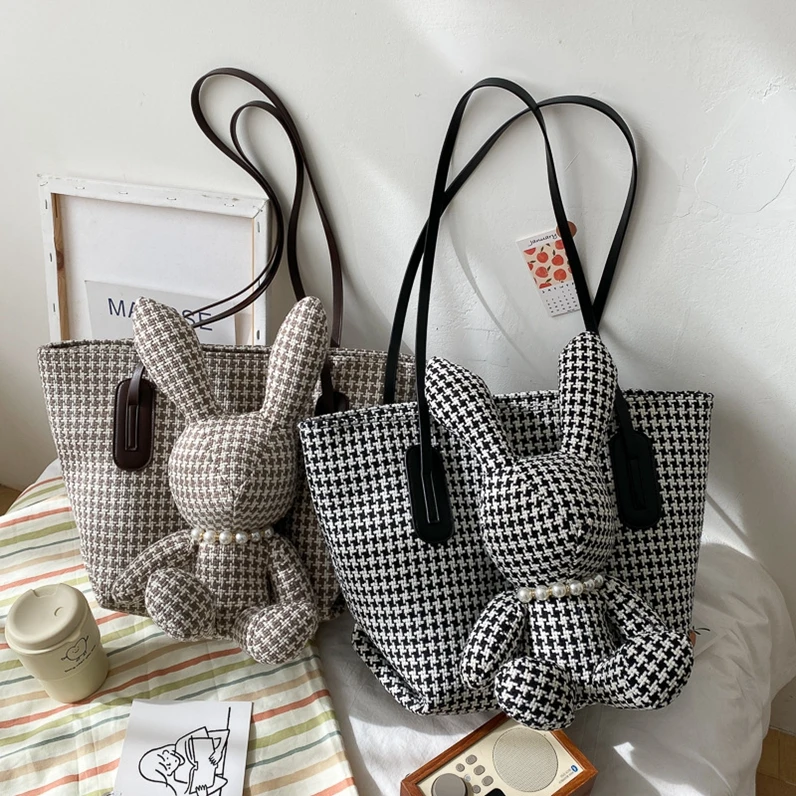 

XP1492 2020 autumn and winter new trendy fashion large capacity texture plaid doll rabbit tote shoulder bag