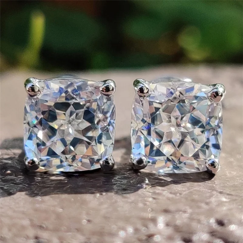 

DEF Color VVS 2.5CT Sterling Silver 925 Cushion Cut Stud Moissanite Earrings Stud