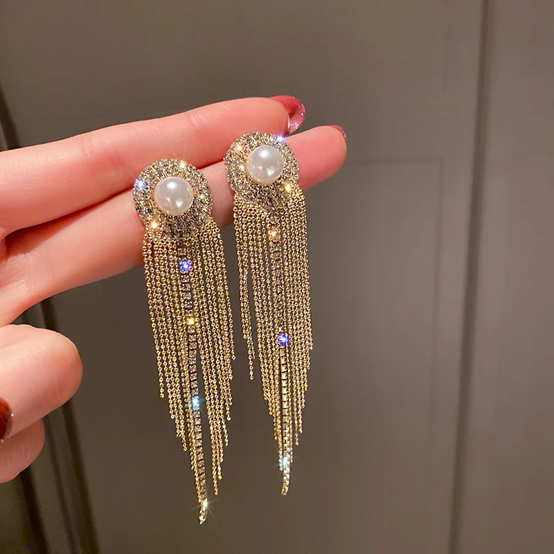 

trendy fashion crystal gold tassel earrings women