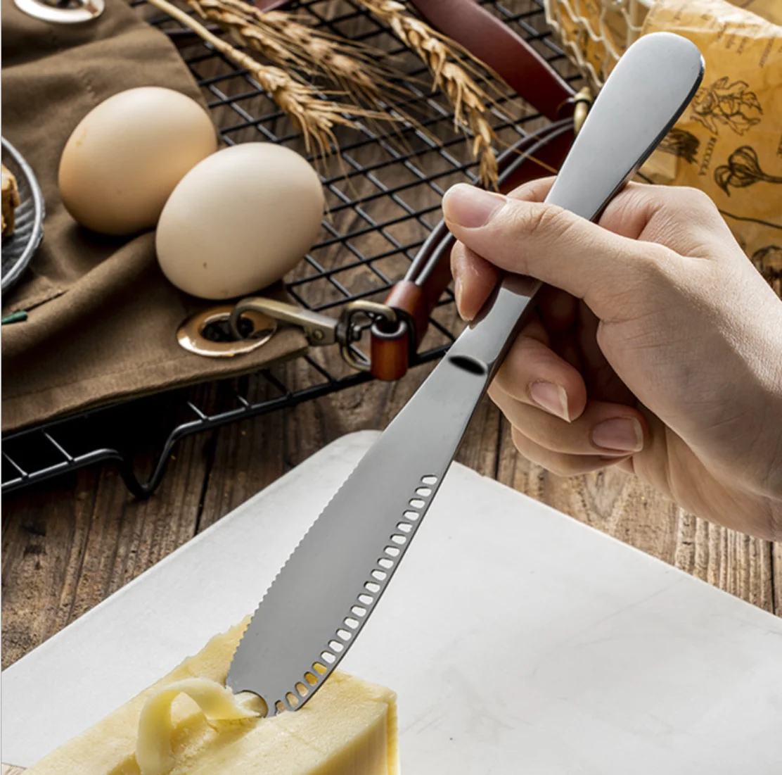 
Stainless Steel Butter Spreader Knife 3 in 1 Kitchen Gadgets Curler Butter Grater Multi-Function Butter Spreader and Grater 