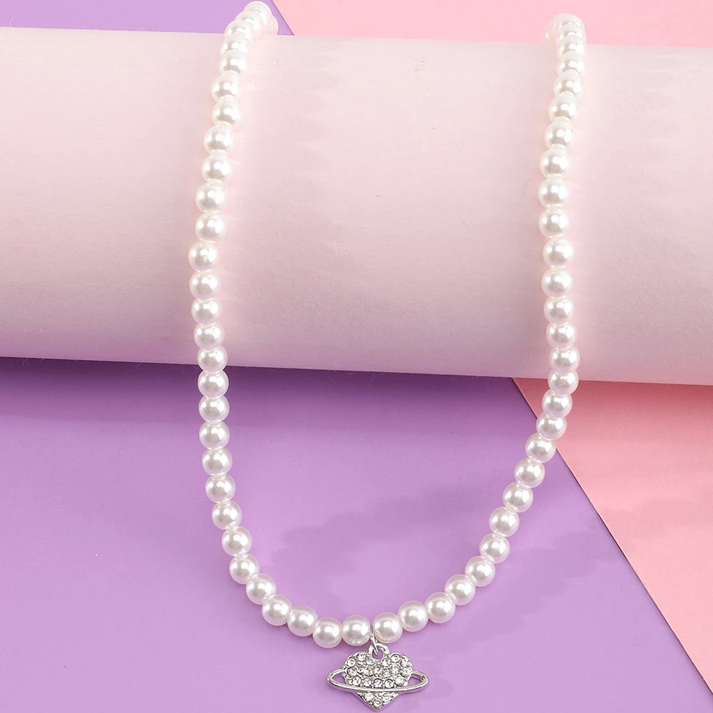 

Wholesale Fashion Heart Charm Star Necklace Pearl Silver Saturn Necklace For Women
