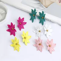 

Sanchi New Spring Fashion Statement Bohemian Korean Small Acrylic Cute Flower Stud Earrings for Women Jewelry