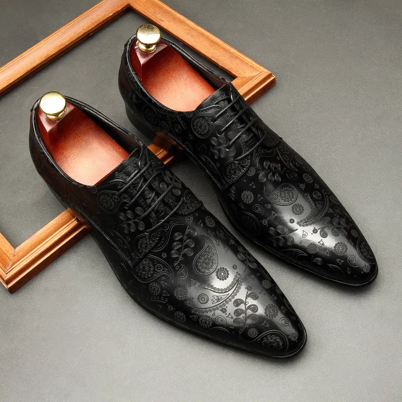 

Wholesale cowhide laser pattern men's shoes domineering men's temperament business casual leather shoes black