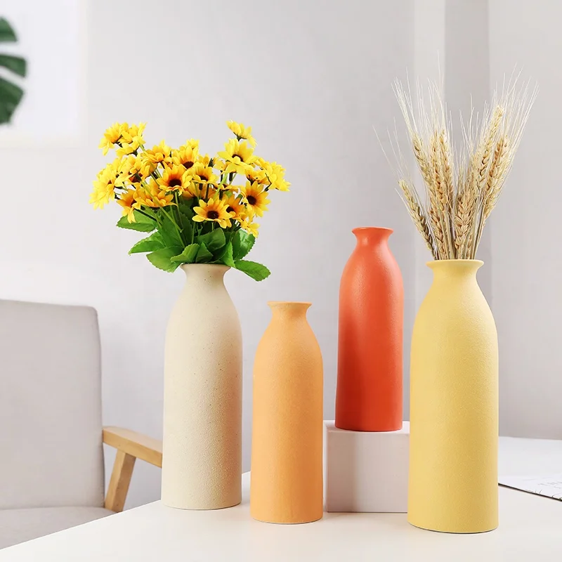 

Elegantly Straight Flower Vases Ceramic Flower Vase In Yellow Color Gorgeous Table Top Decoration