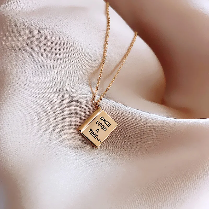 

2020 fashion book gold pendant necklace